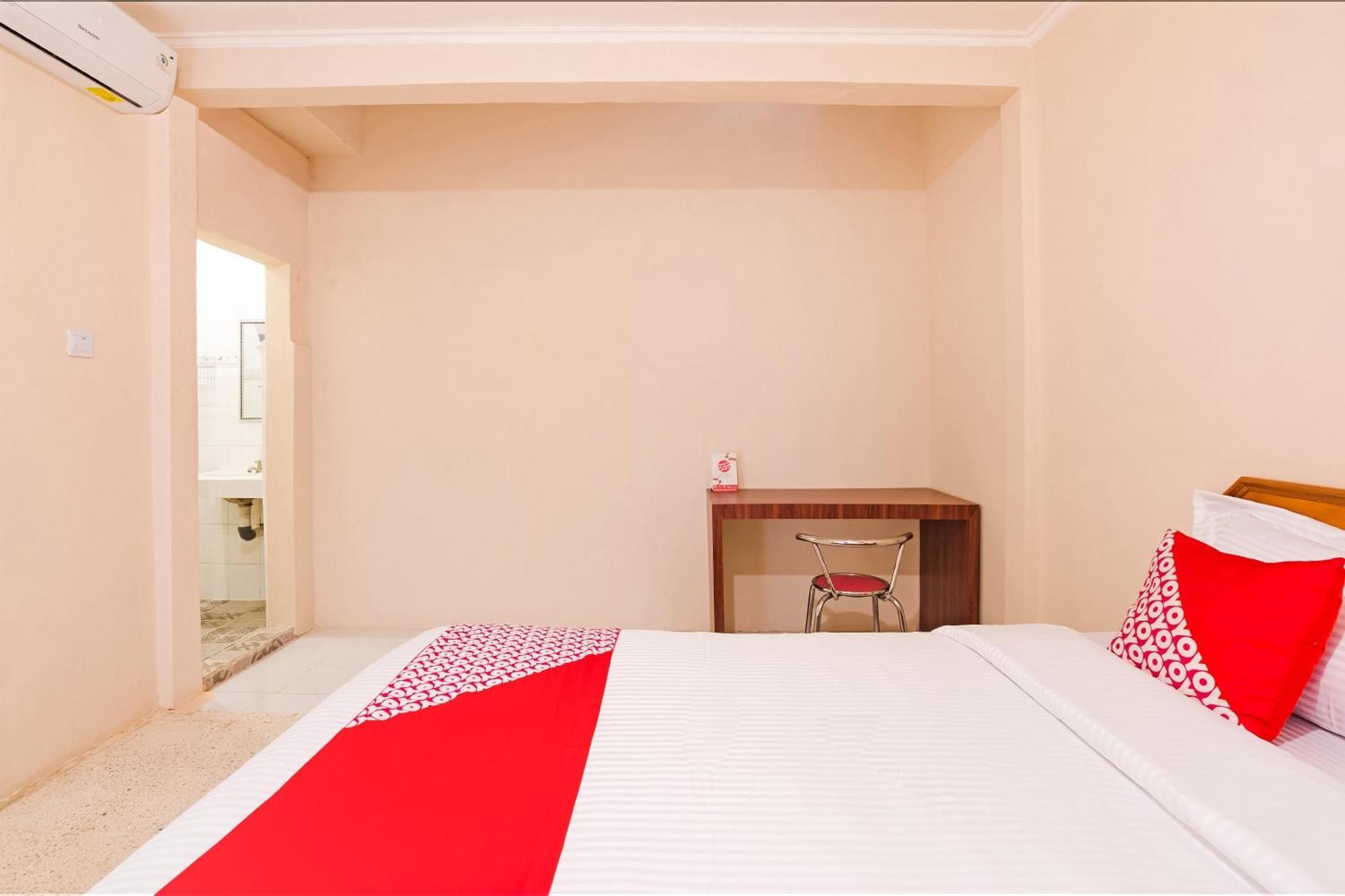 Oyo 3252 Lansano Residence Syariah Padang  Luaran gambar